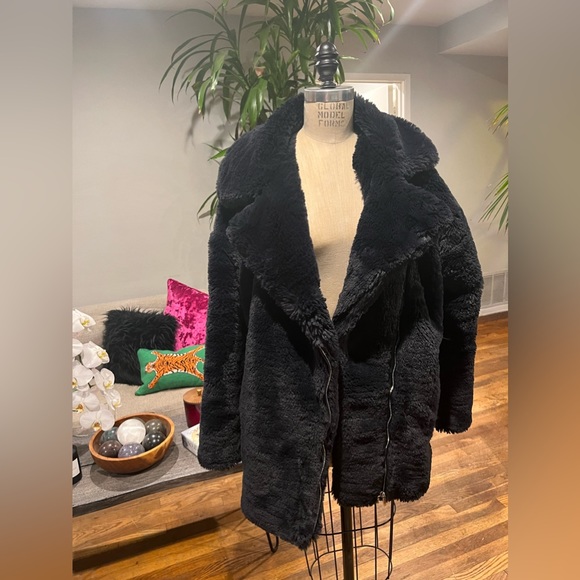 A/OK Faux Fur Coat Black Jacket Cozy Luxurious Glam Winter M/L - Picture 2 of 13